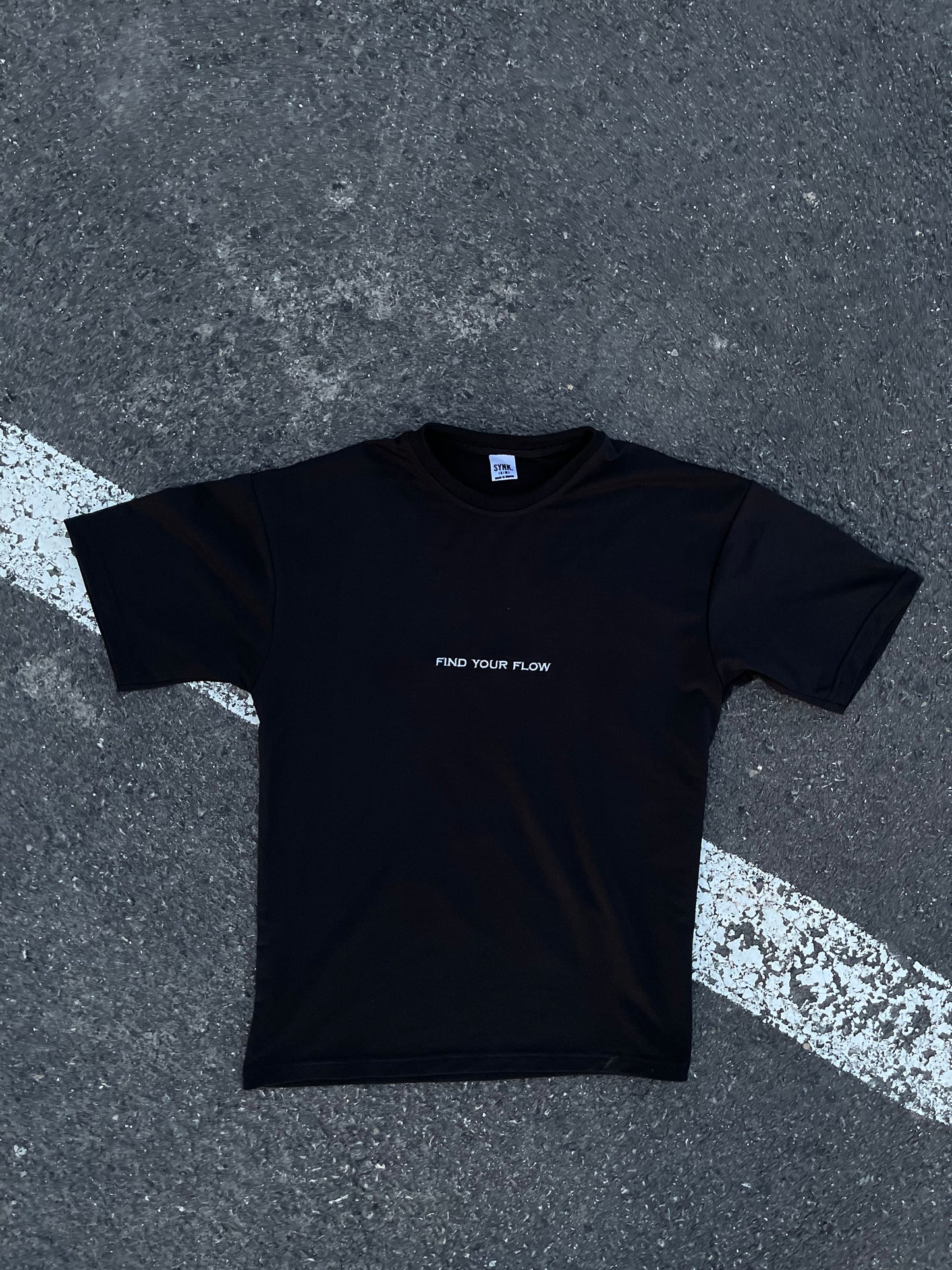 Oversized T-Shirt "Find Your Flow"